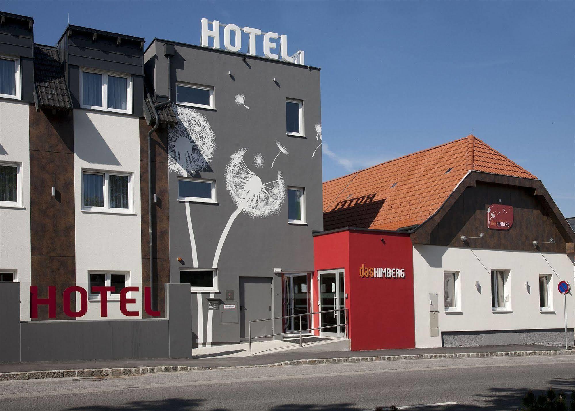 Hotel Das Himberg Bagian luar foto